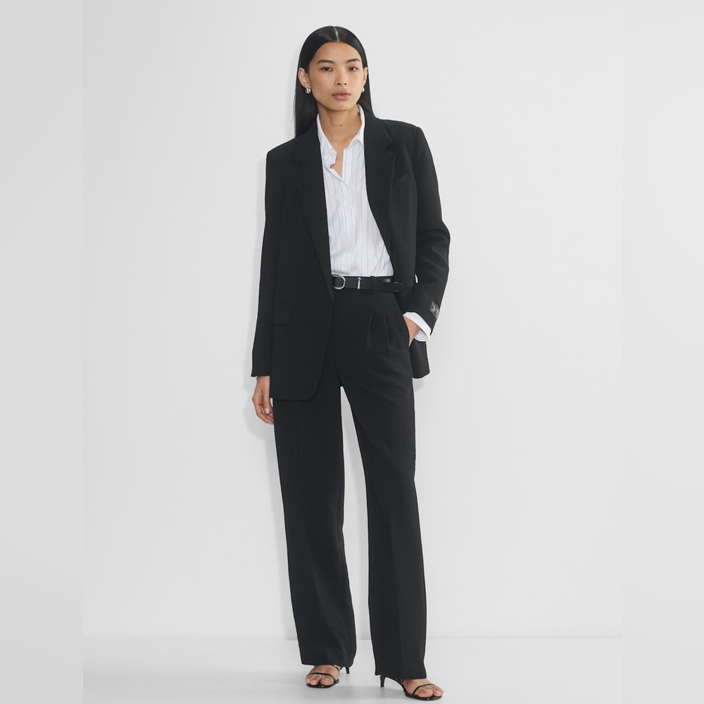 Aritzia The Effortless Pant™ - Crepette™ - Black